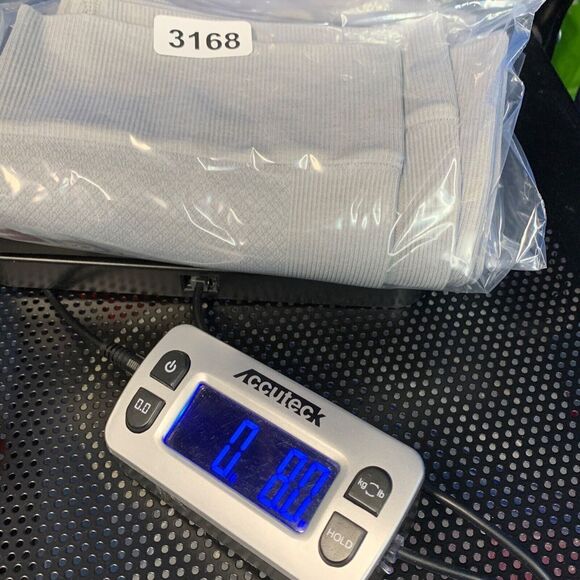 Lululemon Textured Capri Cropped Leggings Size 6 Gray Athleisure Yoga Run Lux - Picture 14 of 14